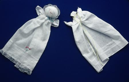 Apple Head, Gourd Head and Handkerchief Dolls - FamilyCorner.com